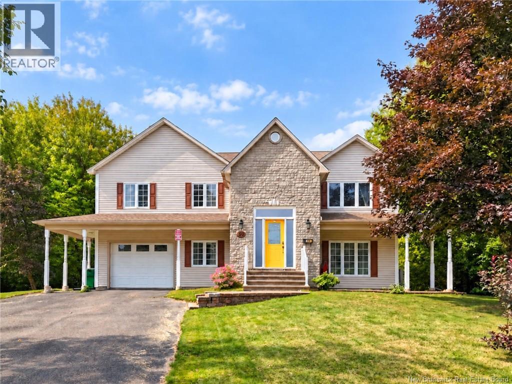30 Faith Court, Fredericton, New Brunswick, E3B9H6, Fredericton, New Brunswick — photo 1 of 5