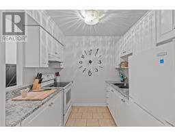 Unit 308 - 58 Pasadena Crescent thumbnail 5