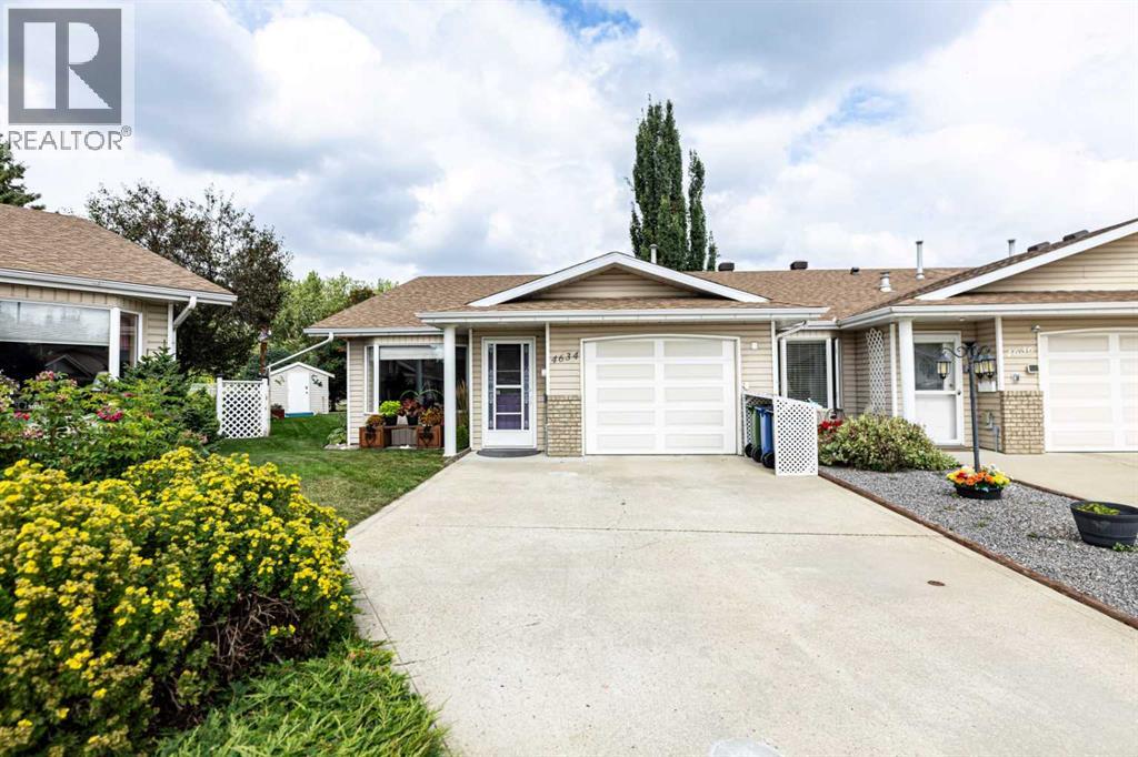Property for sale at 4634 42 Street Crescent