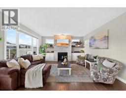 5pc Bathroom - 87 Baywater Rise Sw, Airdrie, AB T4B3V3 Photo 11