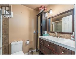 125 Oaktree Lane Sw, Calgary, AB T2V4E3 Photo 13