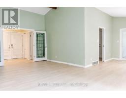 7285 Rolling Acres Crescent, Niagara Falls, ON L2J1E5 Photo 12