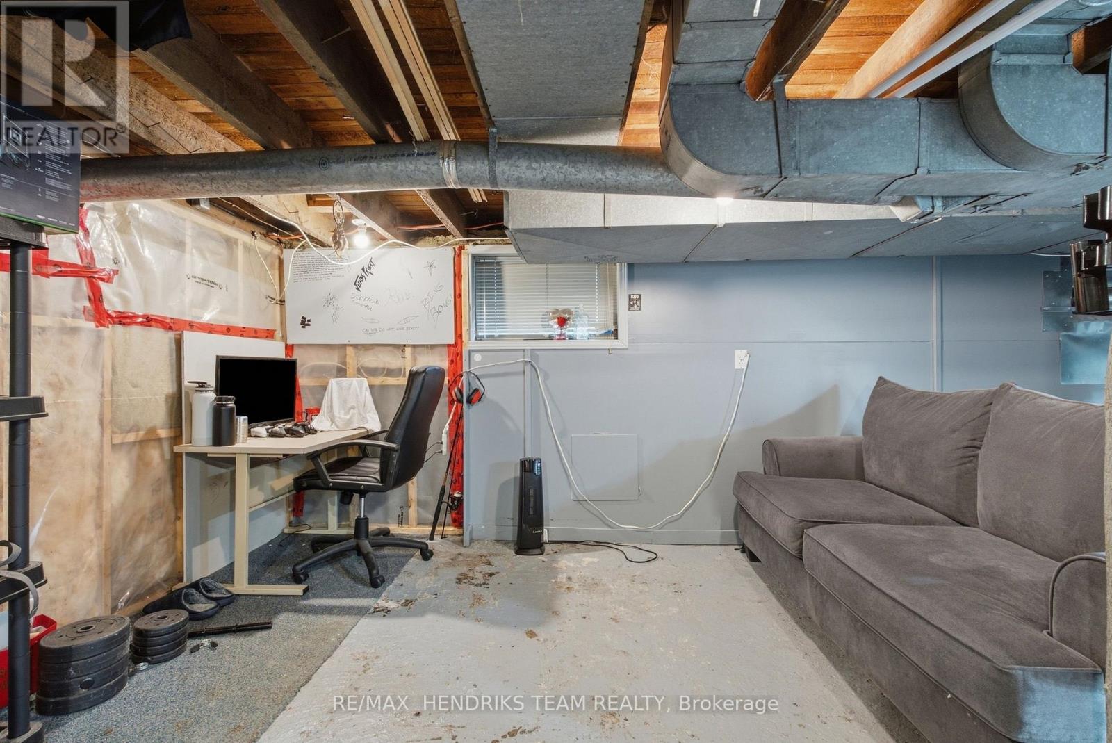 5196 ONTARIO AVENUE - Image 24