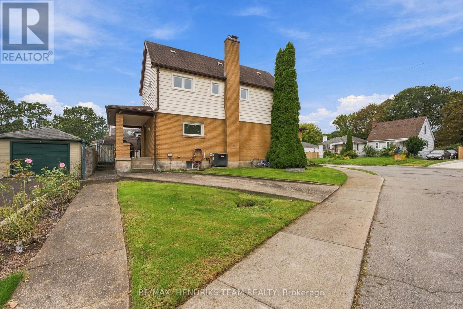5196 ONTARIO AVENUE - 3