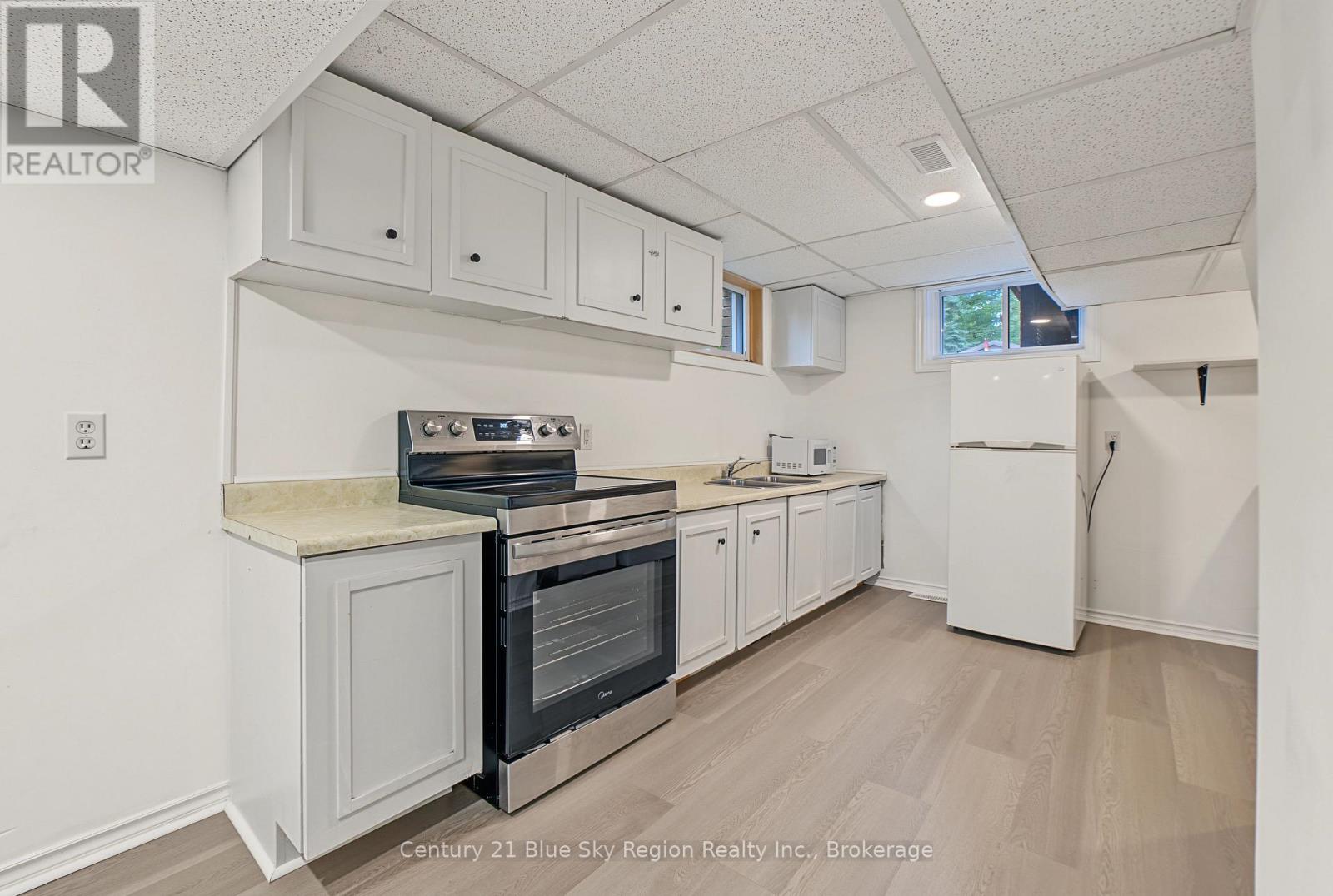 23 MARTIN STREET - Image 31