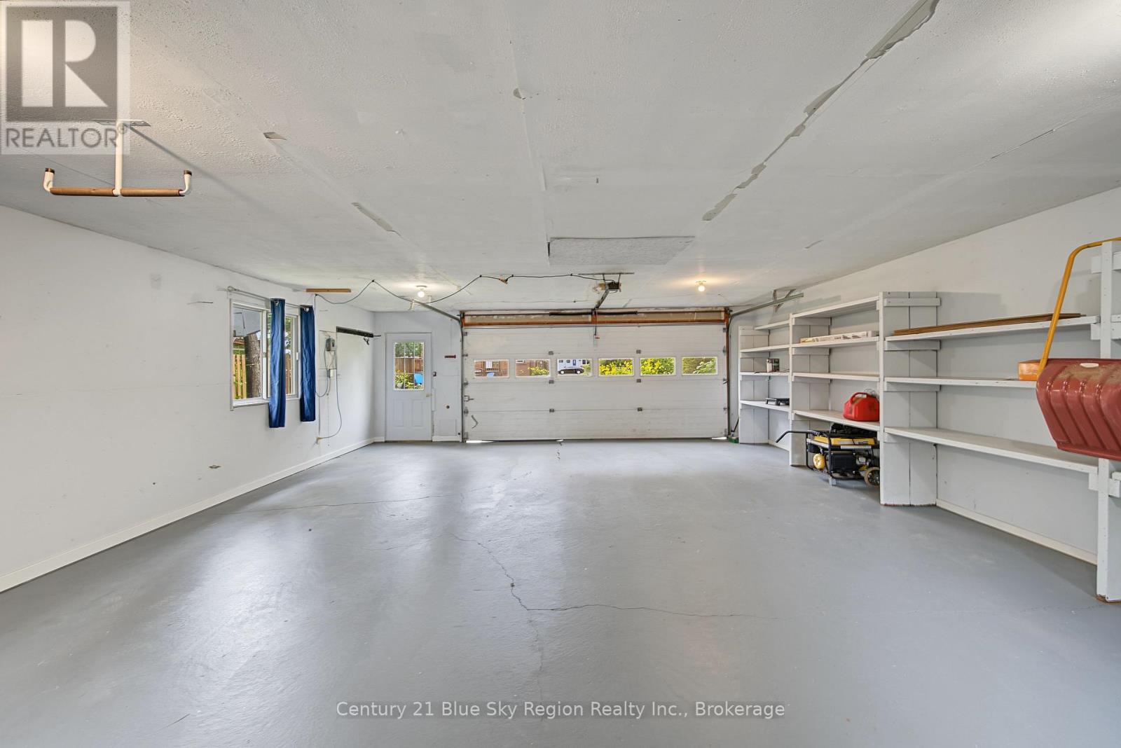 23 MARTIN STREET - 39