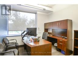 40 Peter Street S, Orillia, ON L3V5A9 Photo 11