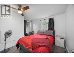 2320 Woodview Drive Sw, Calgary, AB T2W4X6 Photo 23