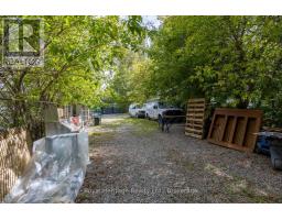 203 Valencia Road, Oshawa, ON L1J1P2 Photo 18
