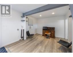 203 Valencia Road, Oshawa, ON L1J1P2 Photo 6