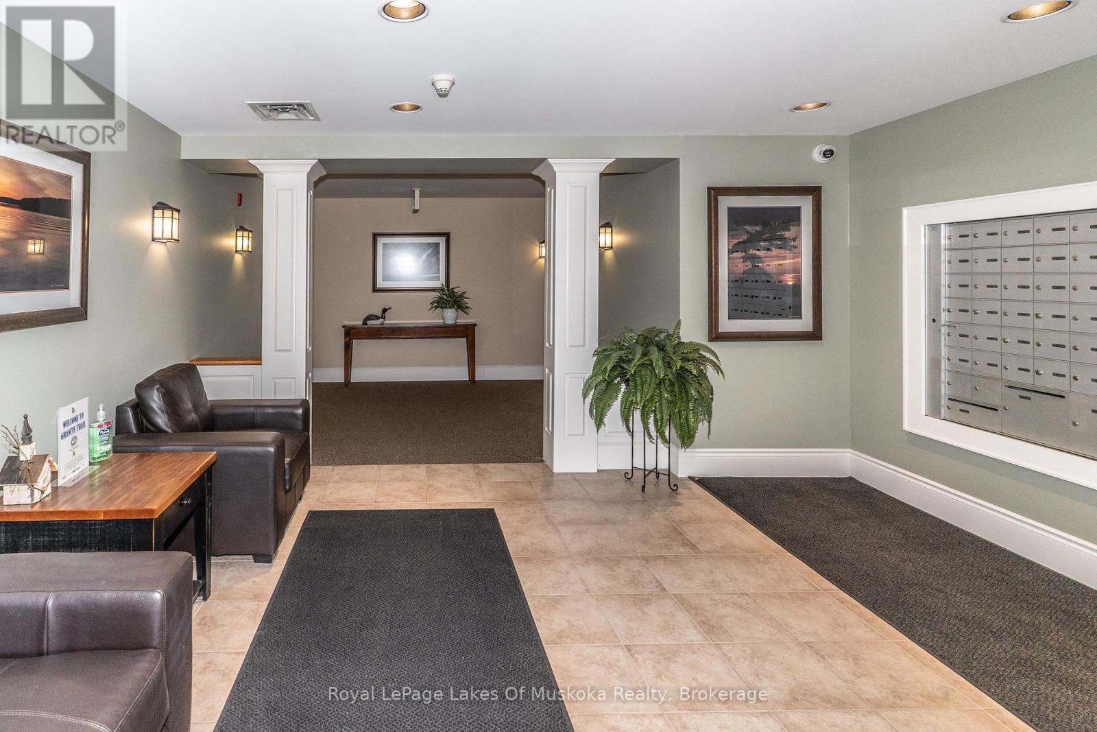 #403 391 JAMES STREET W - 4