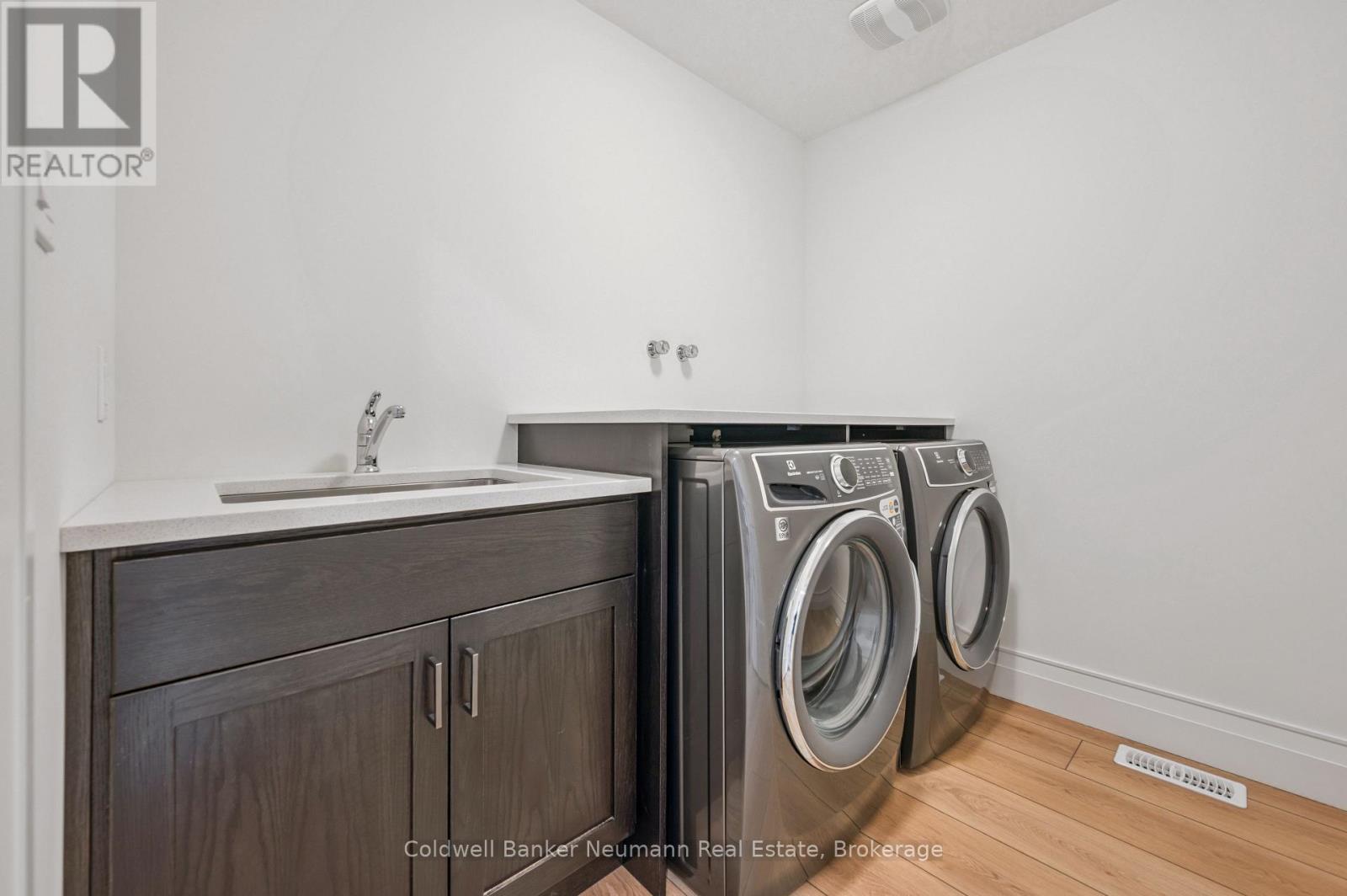 35 Davis Street, Centre Wellington (Elora/Salem), Ontario, N0B1S0, Centre Wellington (Elora/Salem), Ontario — photo 4 of 5