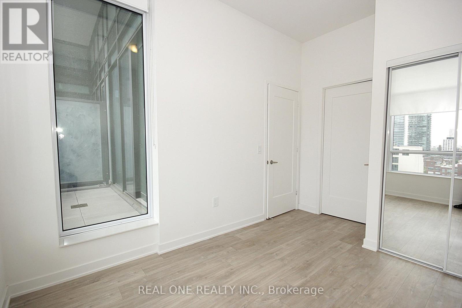#1105 60 PRINCESS STREET - 11