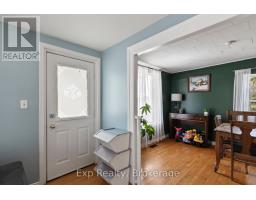 Primary Bedroom - 79 College Street E, Belleville, ON K8P2E8 Photo 9