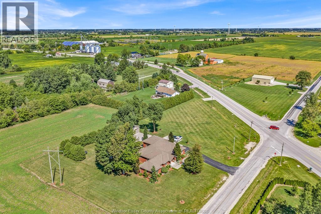 374 INMAN Sideroad - Image 46