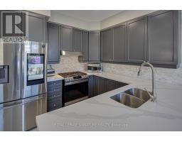 1832 Misthollow Drive, Pickering, ON L1X0A7 Photo 9