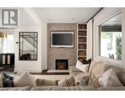 Recreational, Games room - 1 Balmy Avenue, Toronto, ON M4E1C7 Photo 9