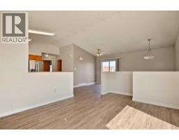 7358 106 Street, Grande Prairie, AB T8W2P2 Photo 6