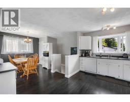 249 Acadia Drive SE - photo 6