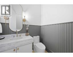 2025 27 Avenue SW - photo 22