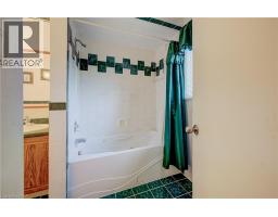 16 Bonnylyn Drive, Kitchener, ON N2M1S6 Photo 26