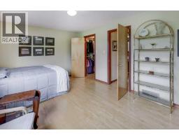 6 Vardana Place Nw, Calgary, AB T3A0C5 Photo 13