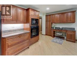 Family room - 6 Vardana Place Nw, Calgary, AB T3A0C5 Photo 9