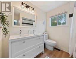 Bedroom 4 - 76 Edenbridge Drive, Essa, ON L3W0K8 Photo 13