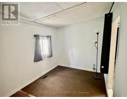 10 Shamrock Crescent, Essa, ON L3W0T7 Photo 12