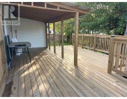 10 Shamrock Crescent, Essa, ON L3W0T7 Photo 17