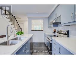 375 White's Hill Avenue, Markham, ON L6B0J3 Photo 15