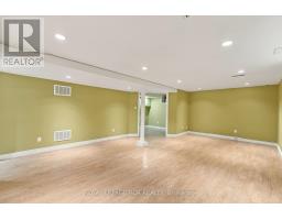70 Tecumseh Drive, Aurora, ON L4G2X4 Photo 21