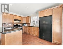 Laundry room - 70 Tecumseh Drive, Aurora, ON L4G2X4 Photo 9