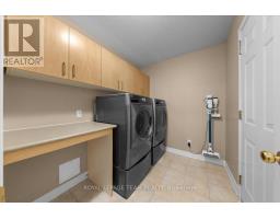 6 Amberlakes Drive, Ottawa, ON K2S1Z9 Photo 20
