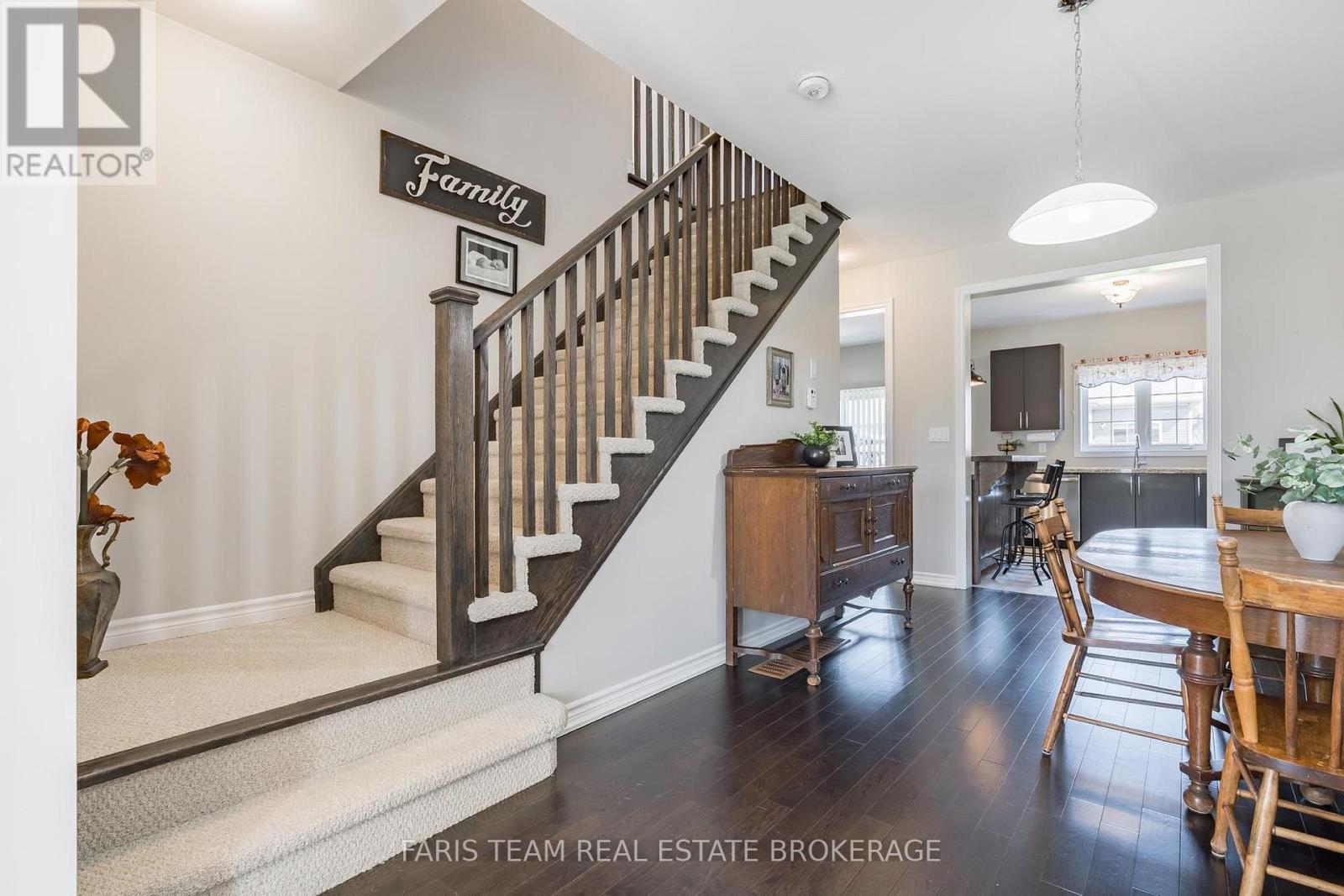 207 Springfield Crescent, Clearview (Stayner), Ontario, L0M1S0, Clearview (Stayner), Ontario — photo 5 of 5