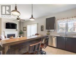 207 Springfield Crescent, Clearview, ON L0M1S0 Photo 10