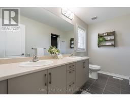 207 Springfield Crescent, Clearview, ON L0M1S0 Photo 19