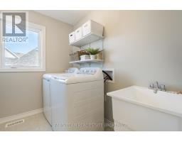 207 Springfield Crescent, Clearview, ON L0M1S0 Photo 25