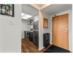 1407 - 65 Ellen Street, Barrie, ON L4N3A5 Photo 9