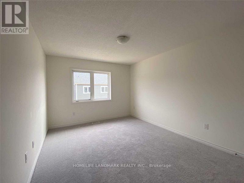 12 CATAMARAN DRIVE - Image 13