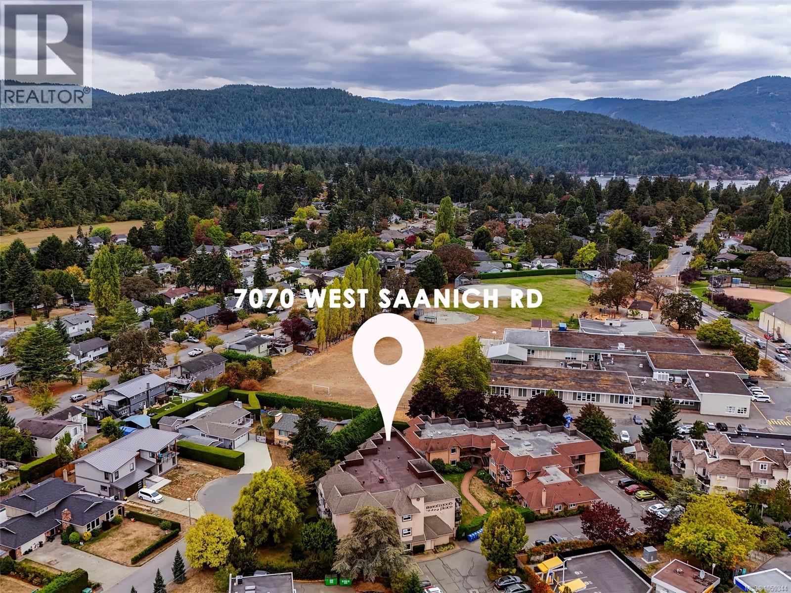 #202 7070 West Saanich Rd - 25