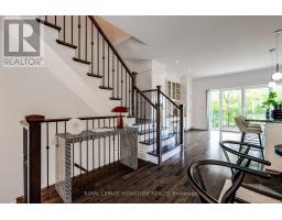 18 Matthew Court, Toronto, ON M9B0C1 Photo 13