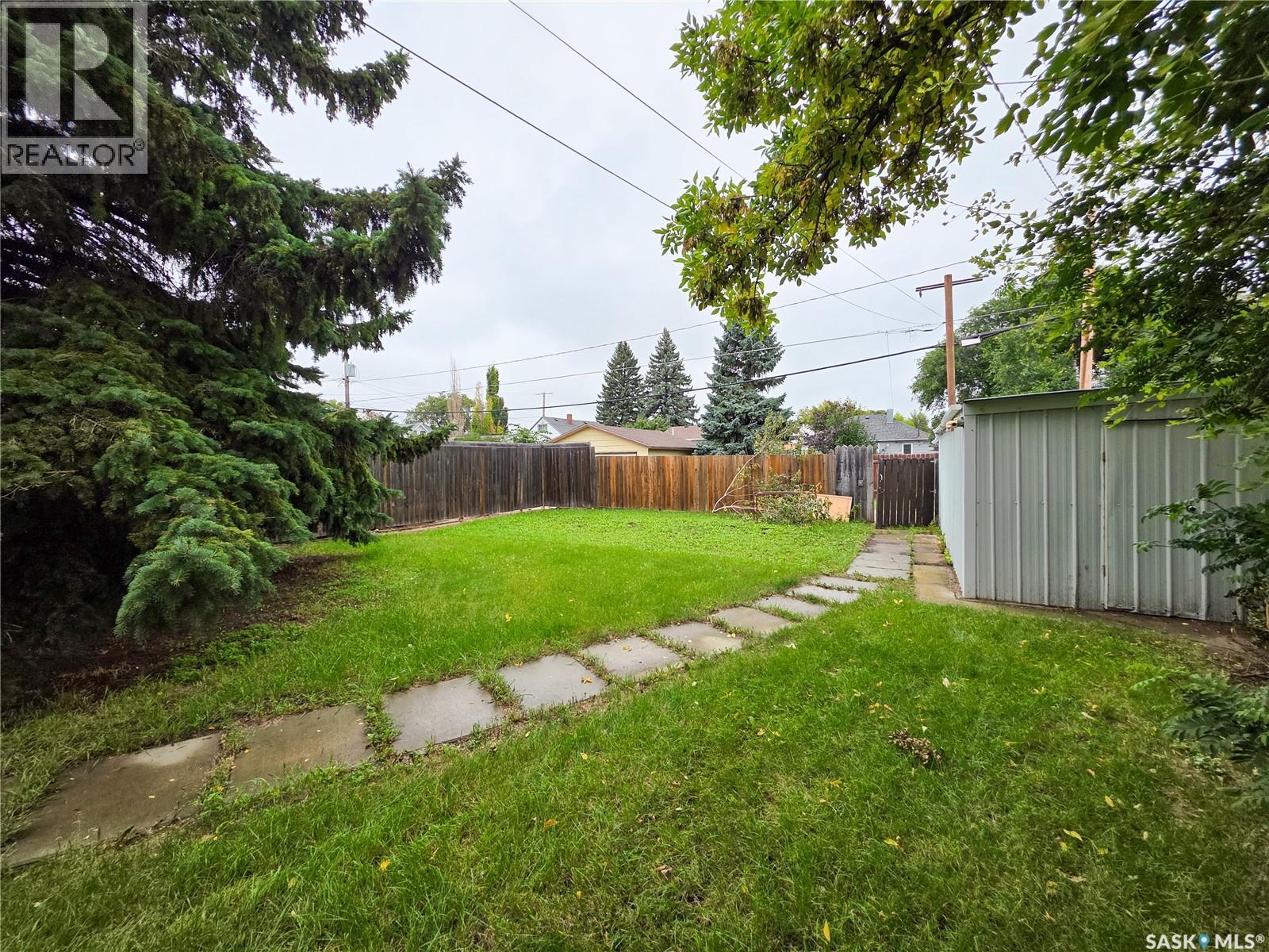 138 6th AVENUE E, Melville — photo 5