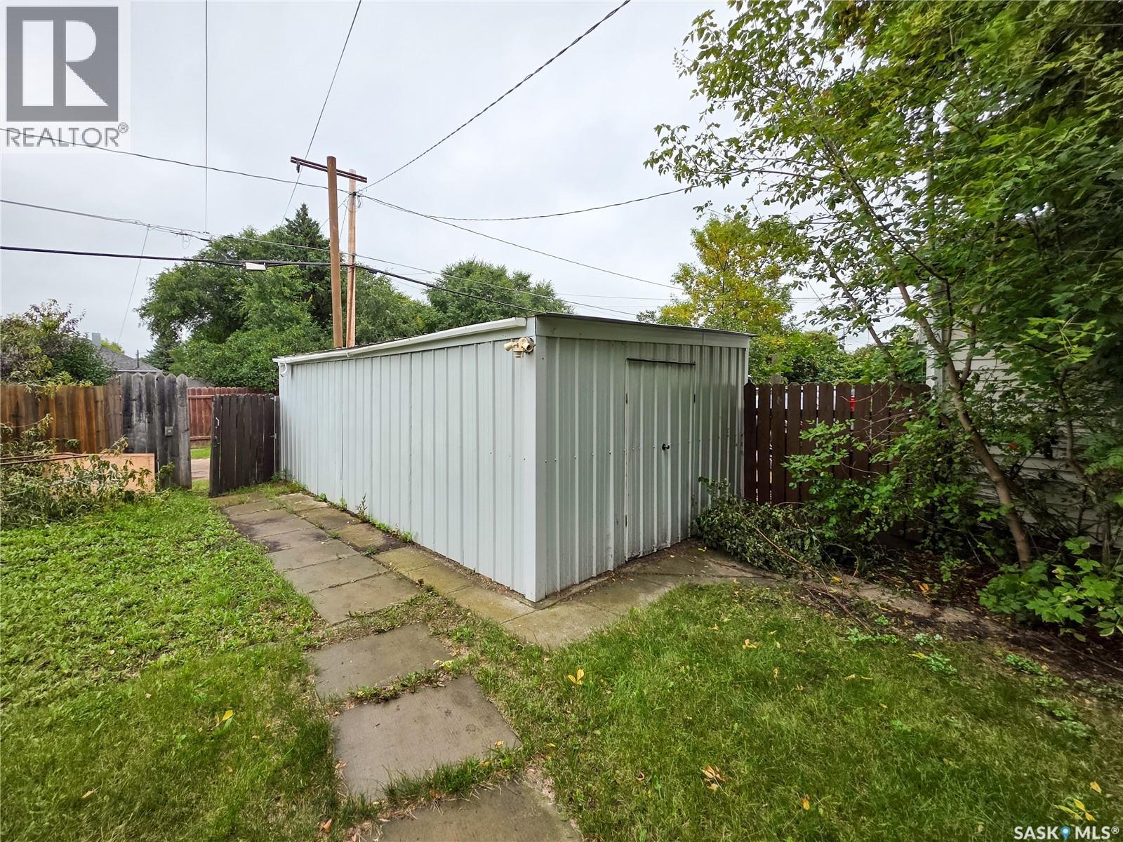 138 6th AVENUE E, Melville — photo 8