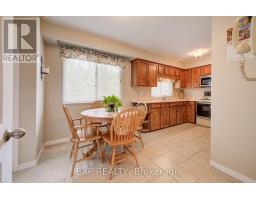 16 Bonnylyn Drive, Waterloo, ON N2M1S6 Photo 15