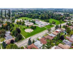 16 Bonnylyn Drive, Waterloo, ON N2M1S6 Photo 42