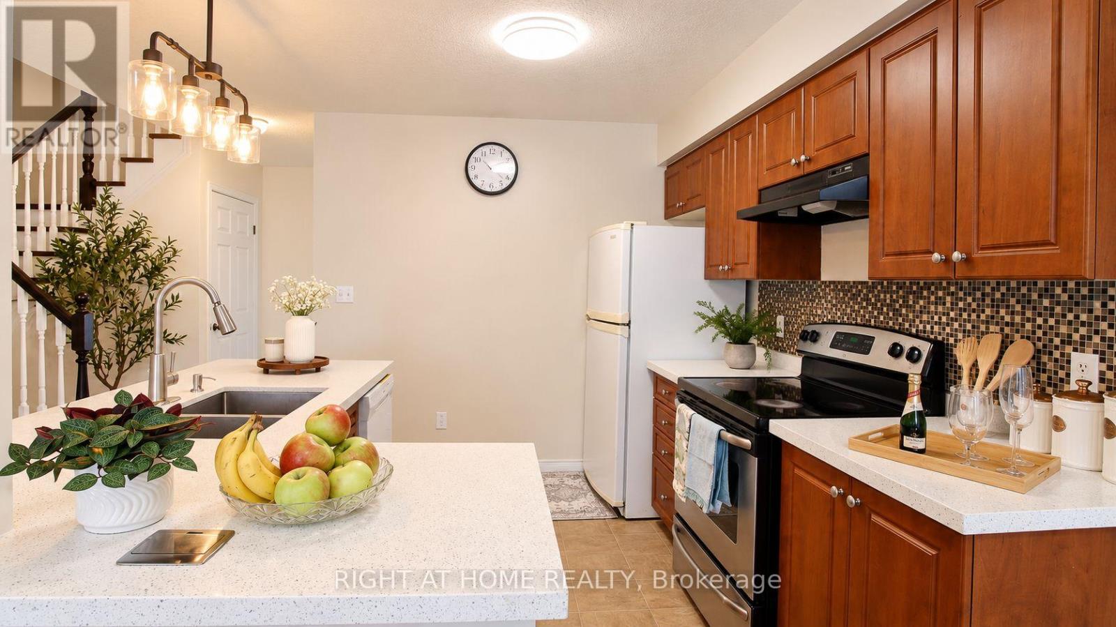 35 CHANTILLY STREET - 11
