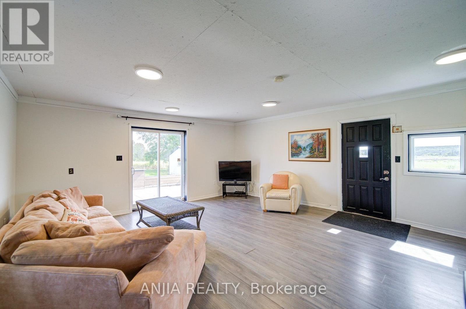 1290 ROSEBUSH ROAD - Image 17
