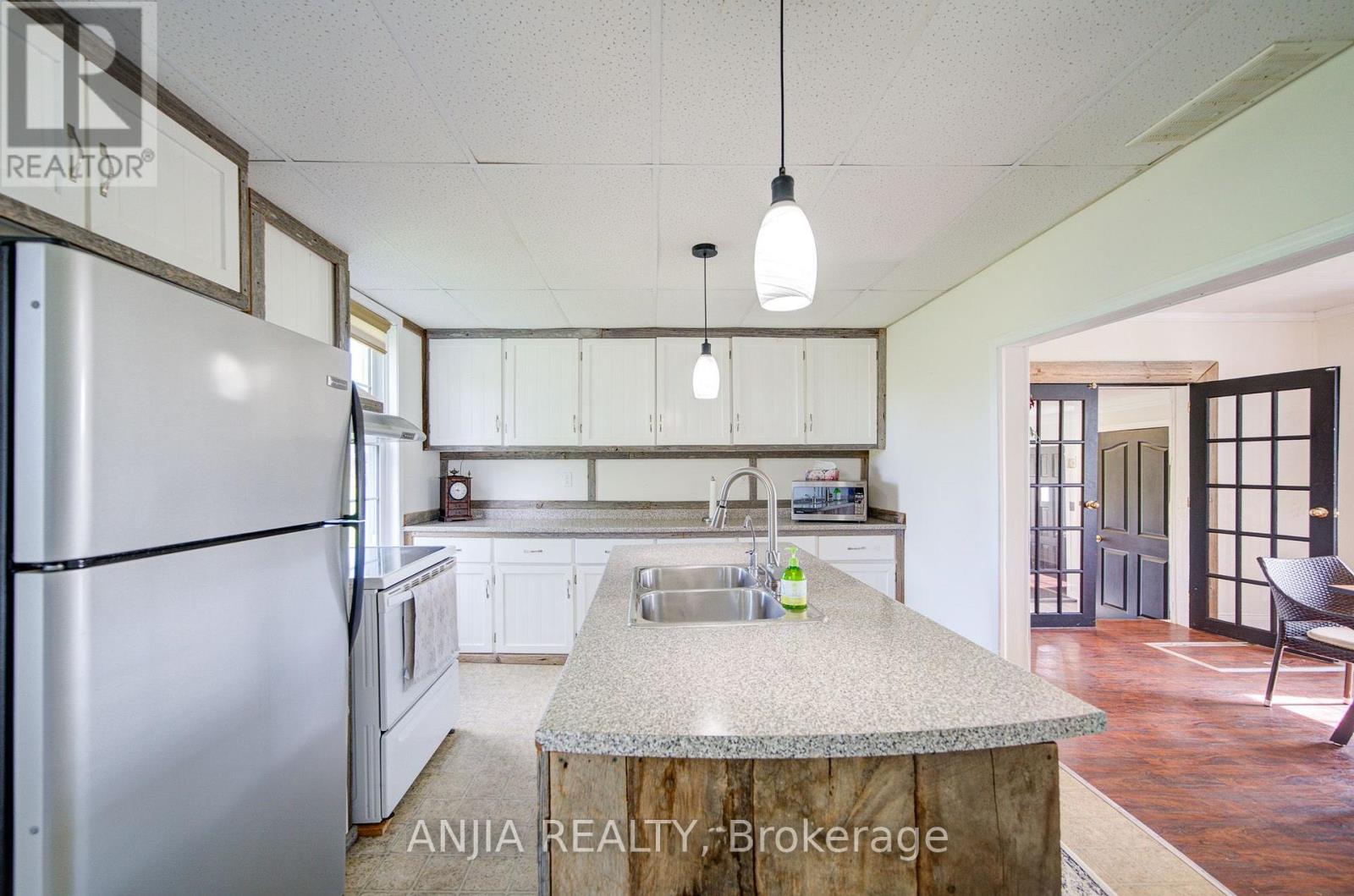 1290 ROSEBUSH ROAD - Image 23