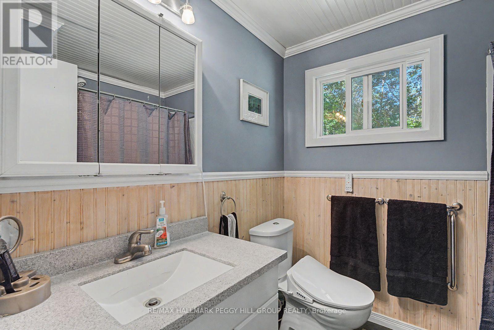 1301 HONEY HARBOUR ROAD - 10